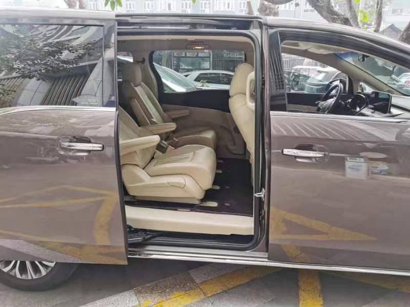 成都会务接待租车全攻略：从车型匹配到服务标准，步步到位！